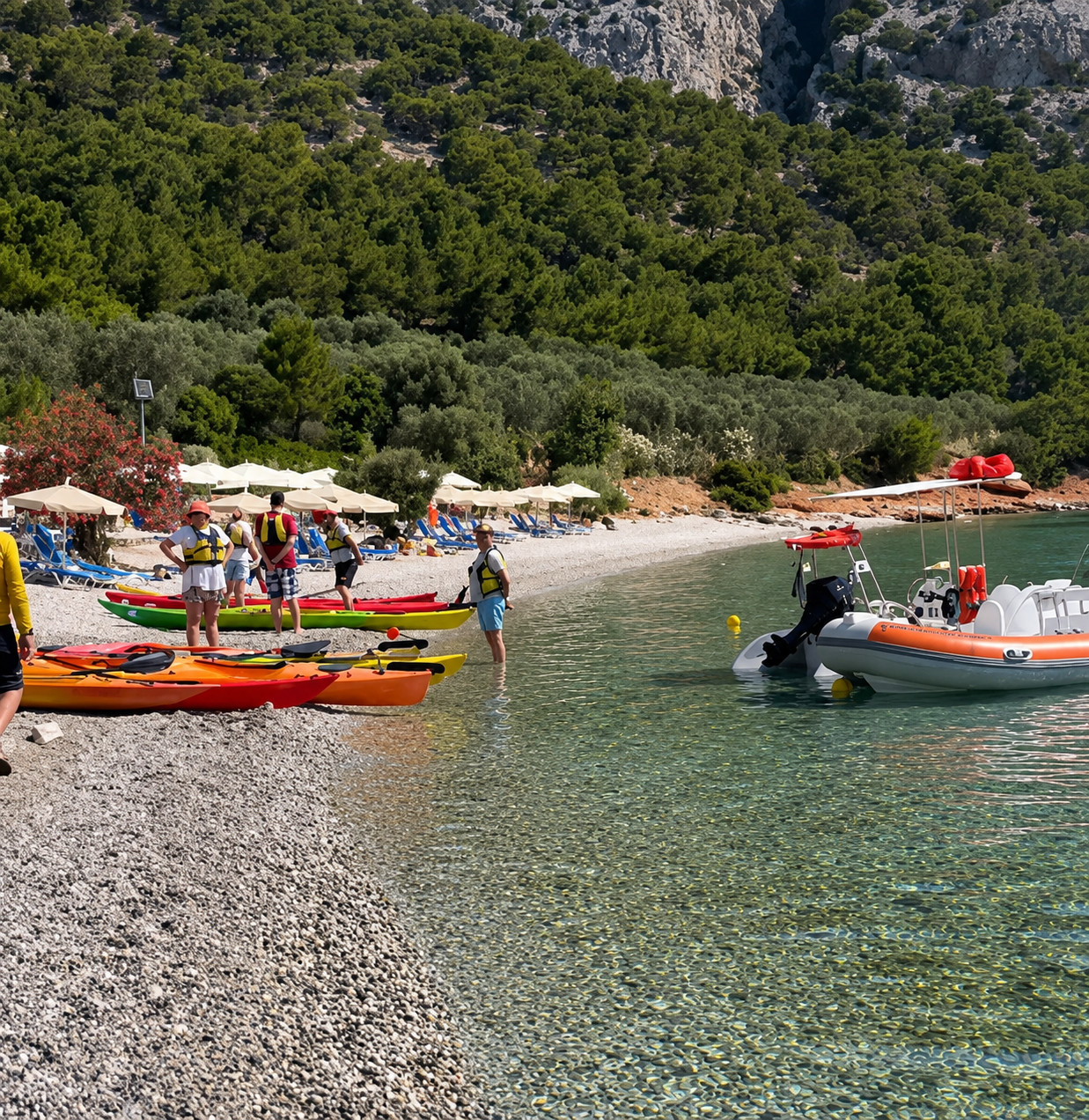 Σκάφη στην παραλία